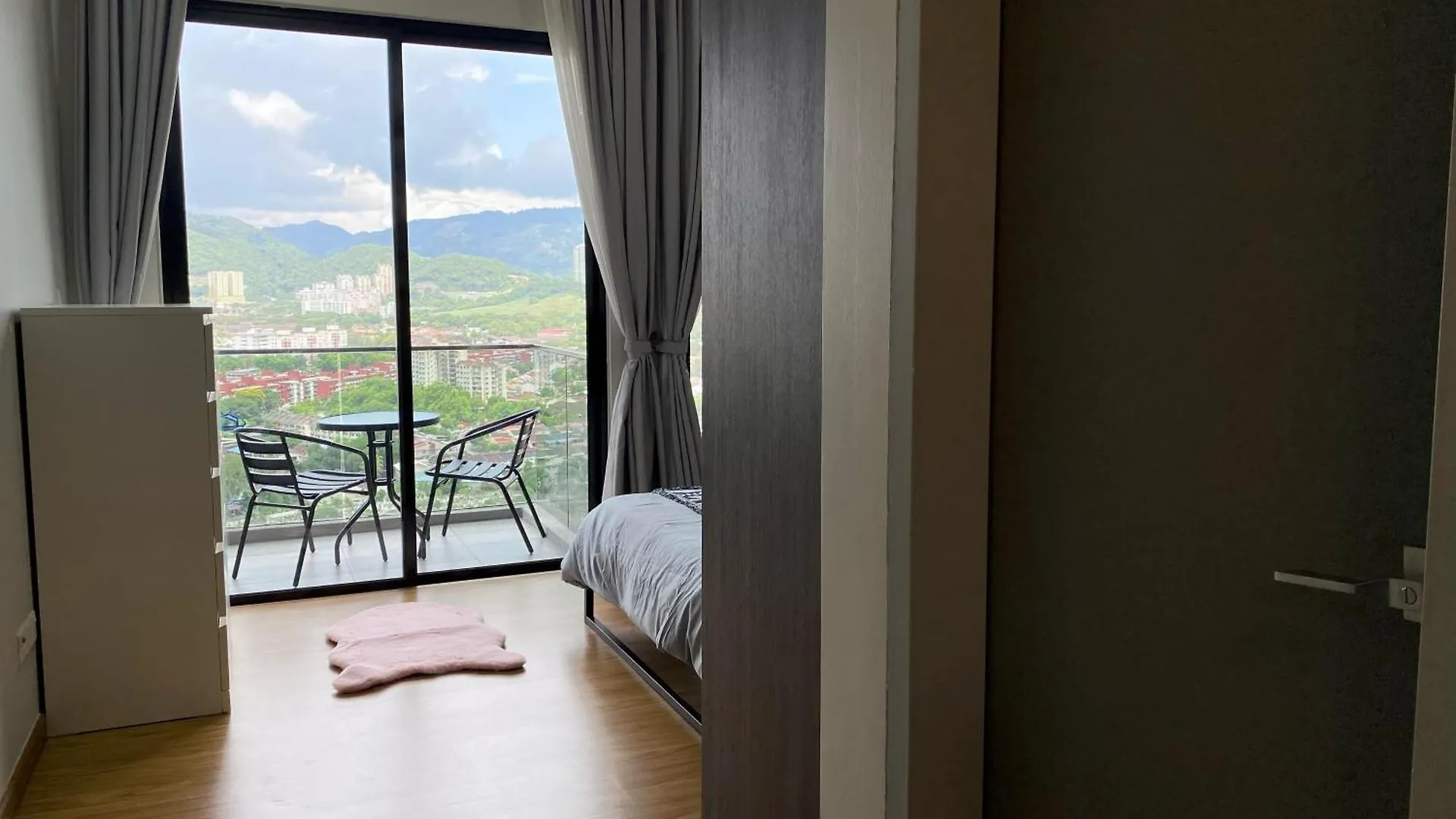 Beacon Executive Suite By Staycation Homestay George Town Appartement