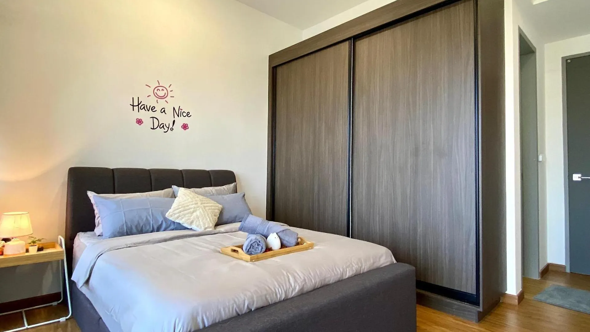 Beacon Executive Suite By Staycation Homestay George Town 0*,  Malezya