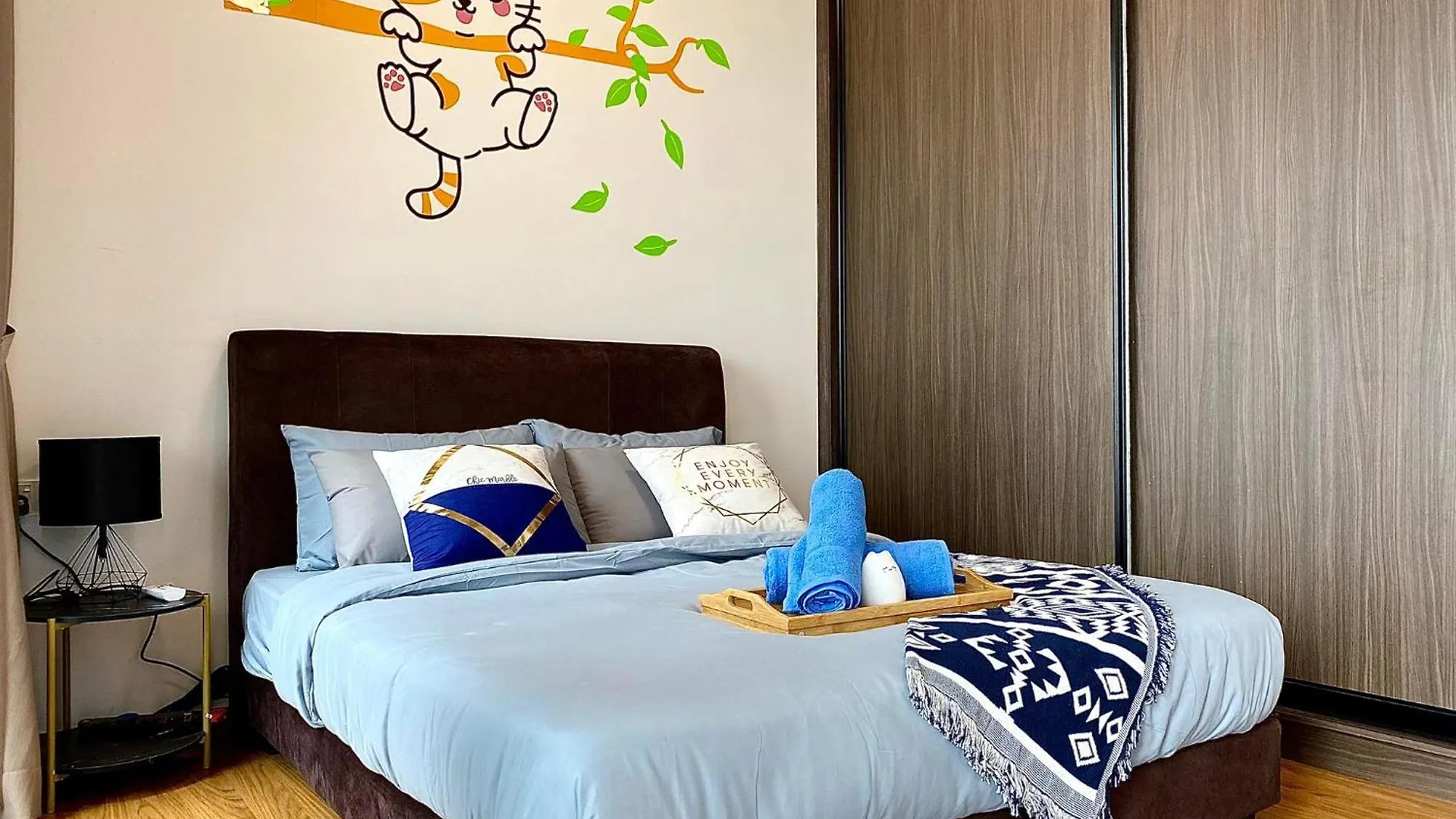 Daire Beacon Executive Suite By Staycation Homestay George Town Malezya