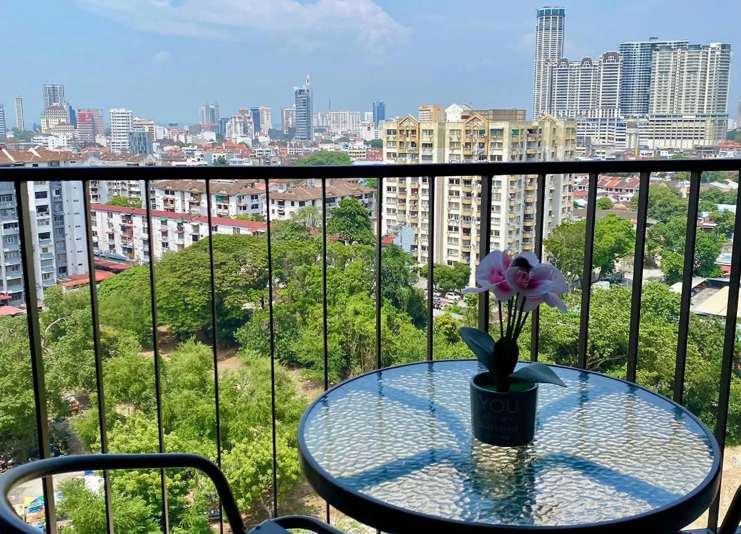 Beacon Executive Suite By Staycation Homestay George Town
